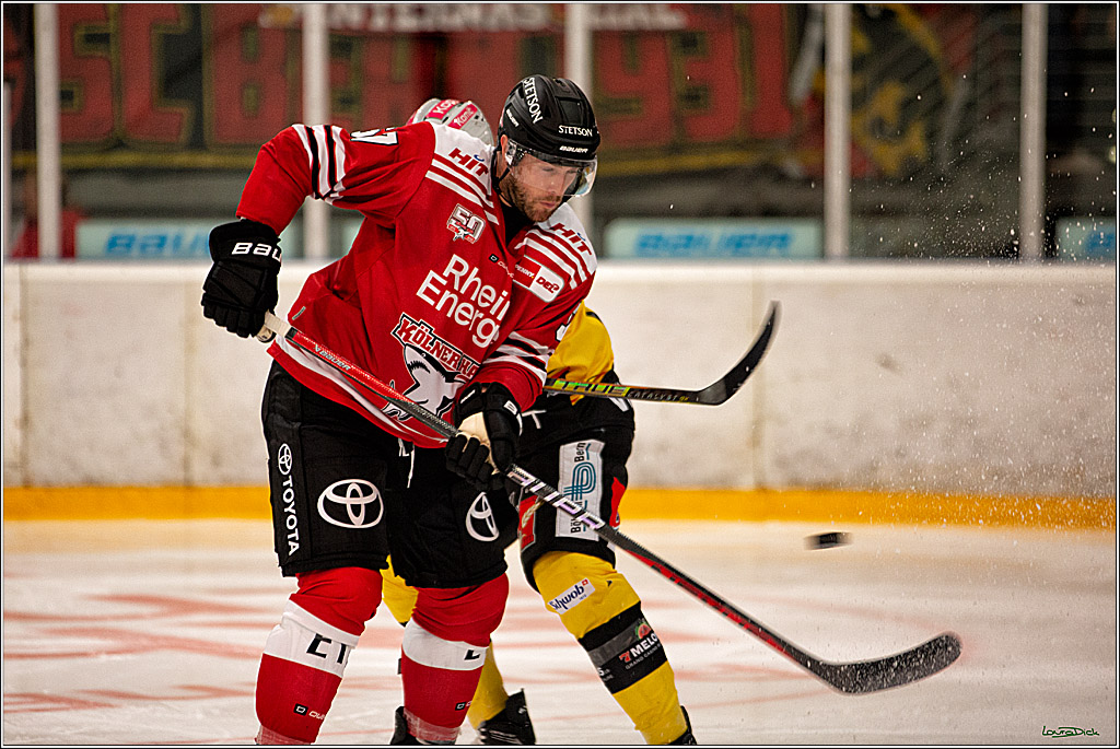 PENNY DEL;  Testspiel 2 Koelner Haie- SC Bern; Koeln, 20.08.2022